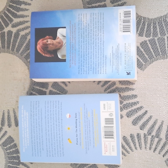 Books - Picture 2 of 4